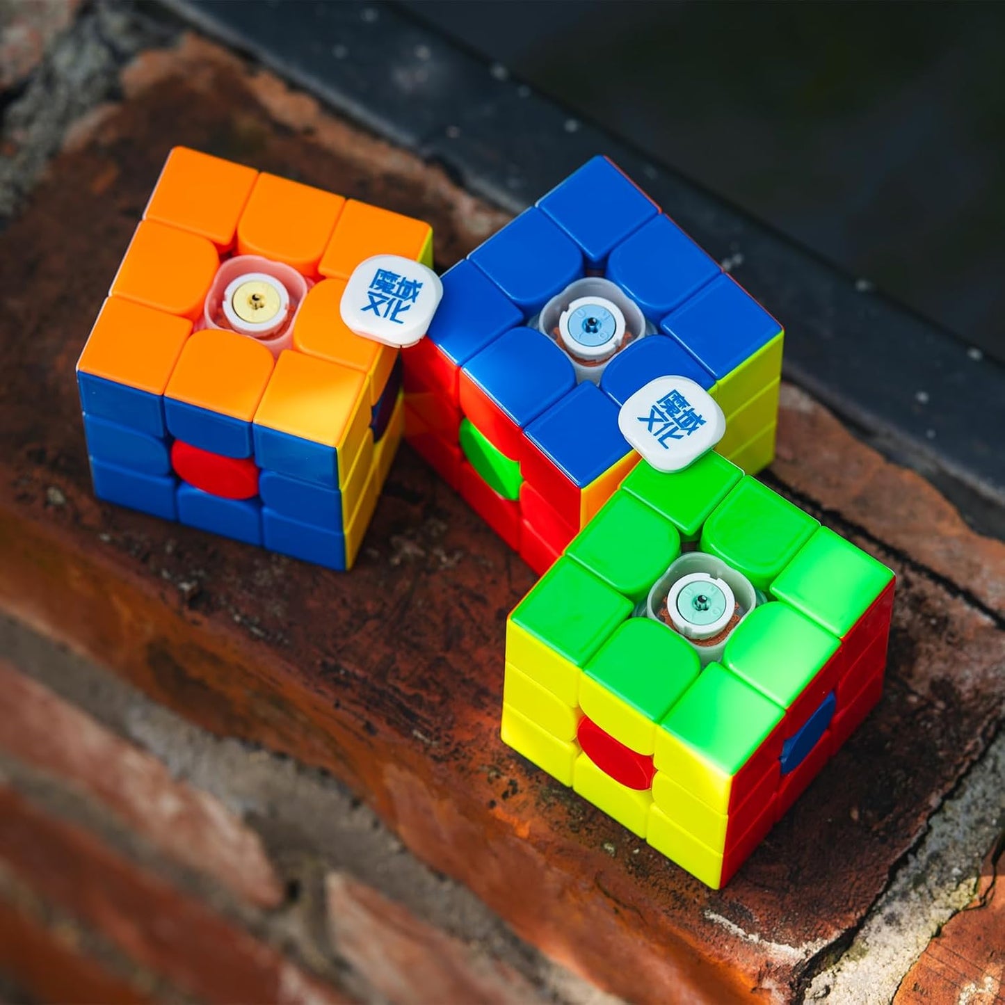 Moyu Weilong WRM V10 2024 MagLev Ball-core UV Coated Speed Cube 3x3 Stickerless Puzzle Cube Professional MagLev Magnetic Master Cube (20M Ball Core MagLev UV Coated Version)